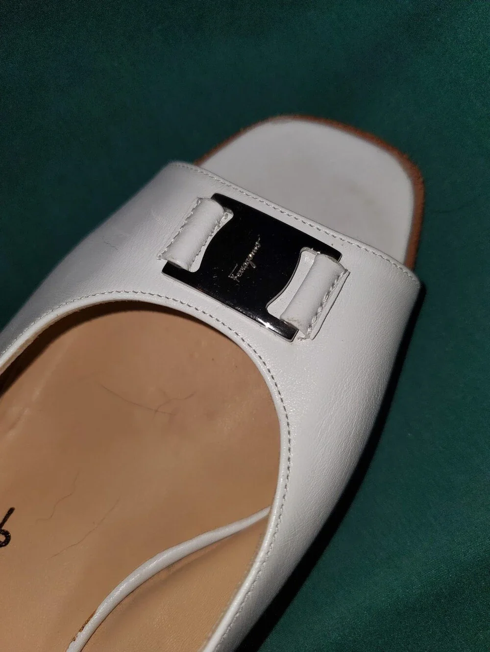 Salvatore Ferragamo Renata Spago 8.5 C open-toe slingback heels - White & Silver